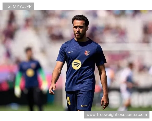 巴萨进攻体系过度依赖边路，对赛季关键战攻坚能力造成影响