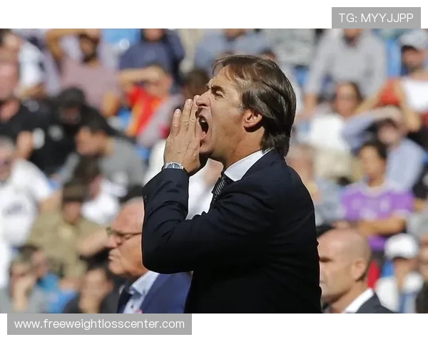 洛佩特吉执教风格注重控球与高位逼抢，战术体系强调攻守平衡